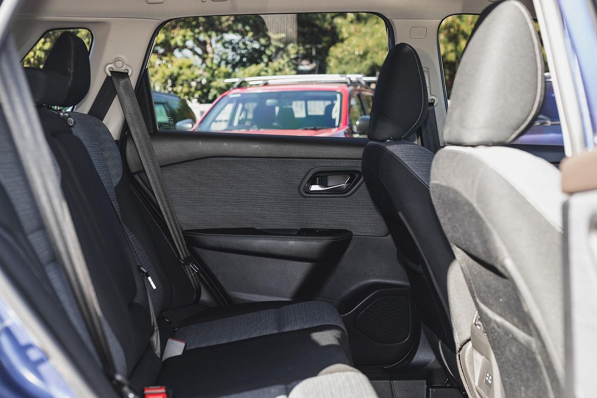 2023 Nissan X-TRAIL ST T33