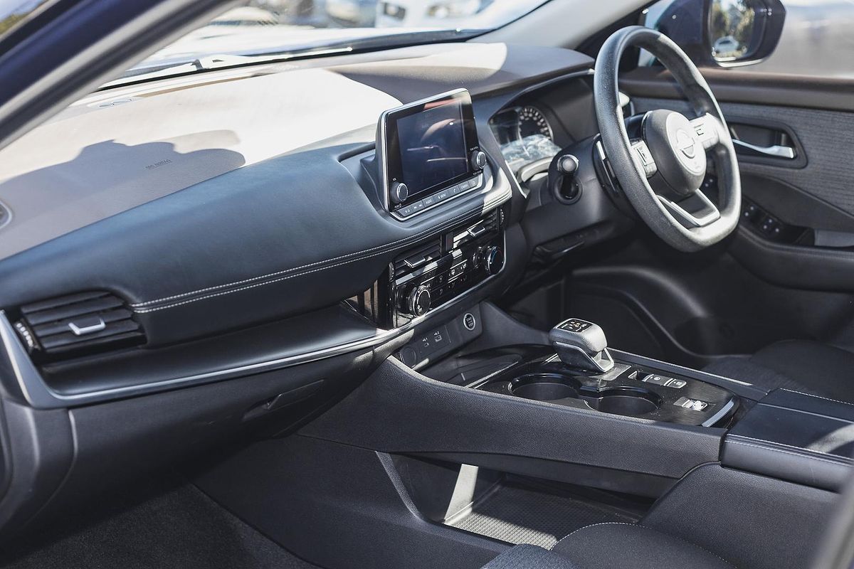 2023 Nissan X-TRAIL ST T33