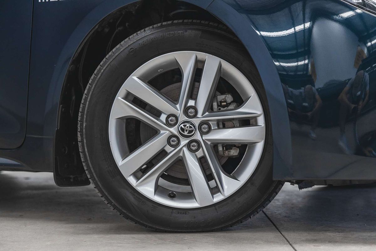 2019 Toyota Corolla SX Hybrid ZWE211R