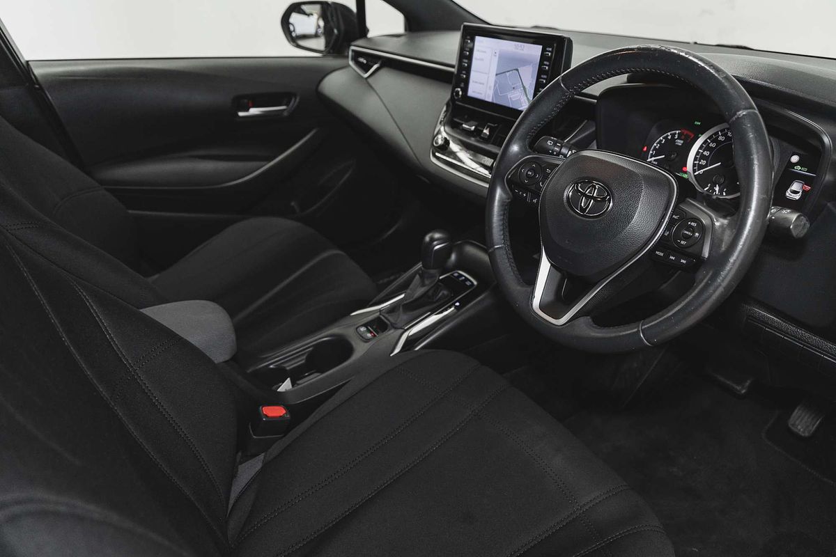 2019 Toyota Corolla SX Hybrid ZWE211R