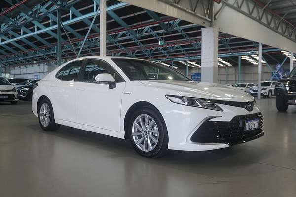 2024 Toyota Camry Ascent AXVH70R
