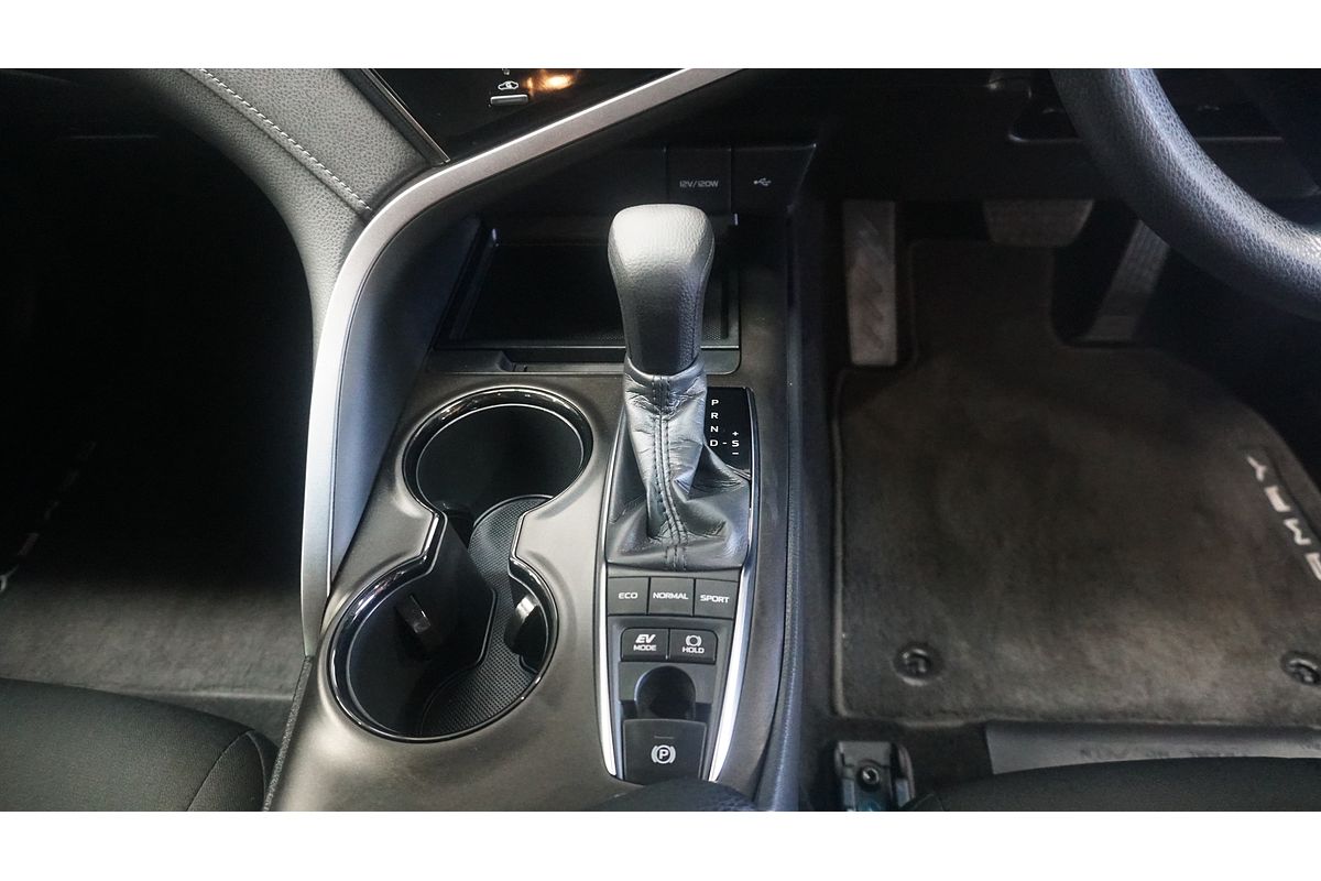 2024 Toyota Camry Ascent AXVH70R