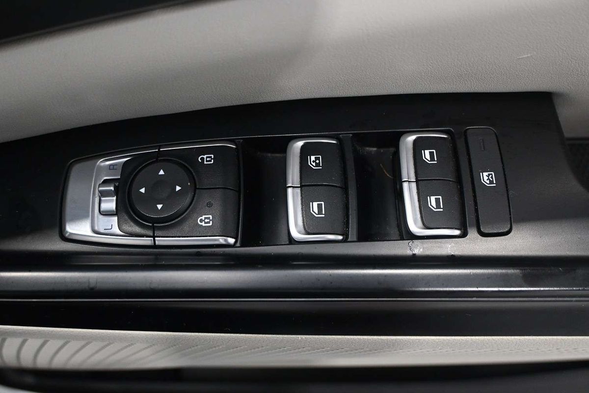 2022 Kia Carnival S KA4