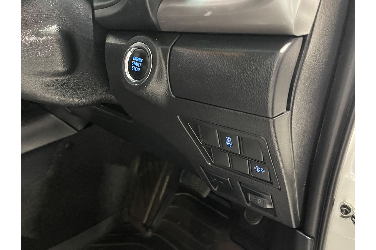 2020 Toyota Hilux SR5 GUN126R 4X4