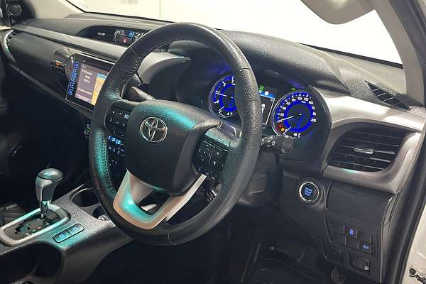 2020 Toyota Hilux SR5 GUN126R 4X4