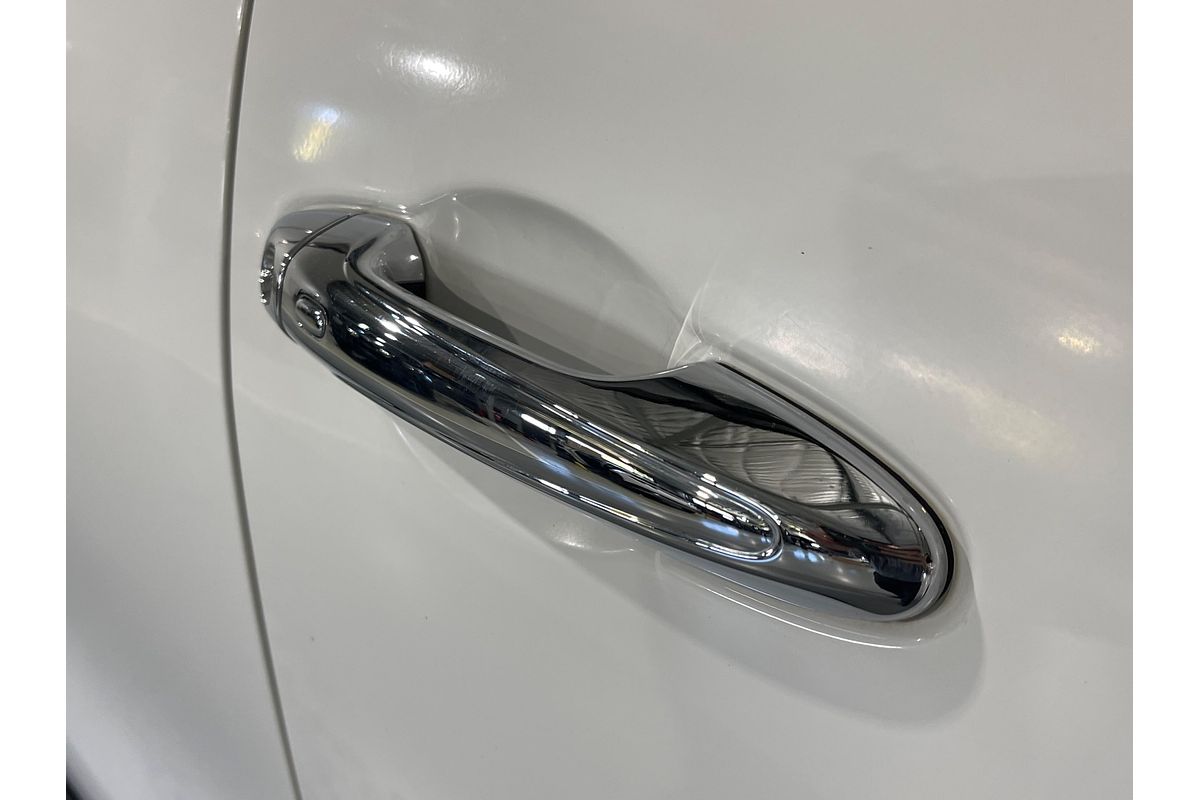 2020 Toyota Hilux SR5 GUN126R 4X4