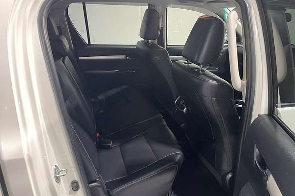2020 Toyota Hilux SR5 GUN126R 4X4