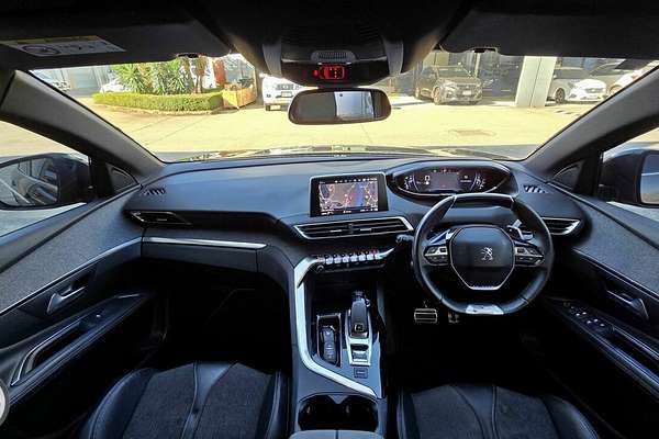 2017 Peugeot 3008 GT Line P84