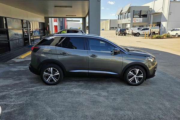 2017 Peugeot 3008 GT Line P84