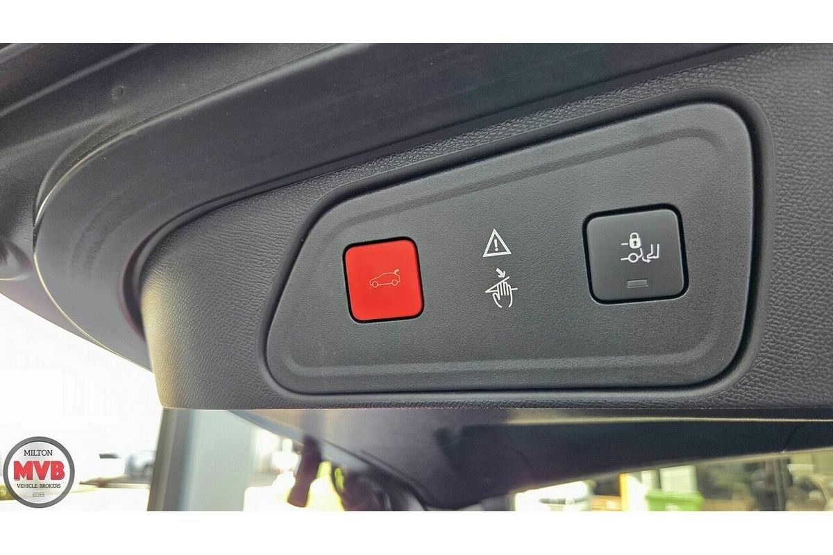 2017 Peugeot 3008 GT Line P84