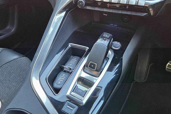 2017 Peugeot 3008 GT Line P84
