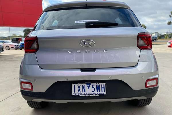 2023 Hyundai Venue Active QX.V5