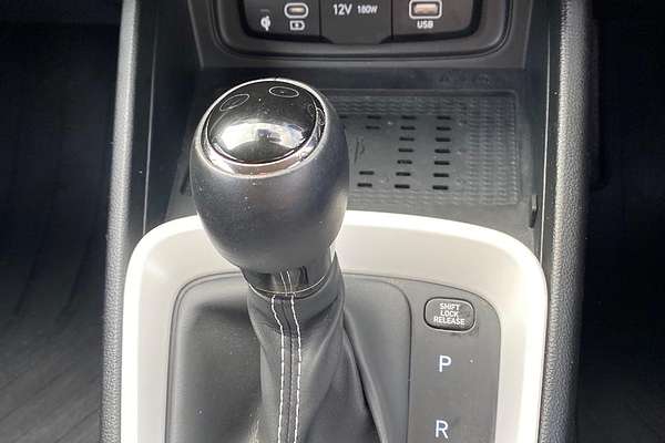 2023 Hyundai Venue Active QX.V5
