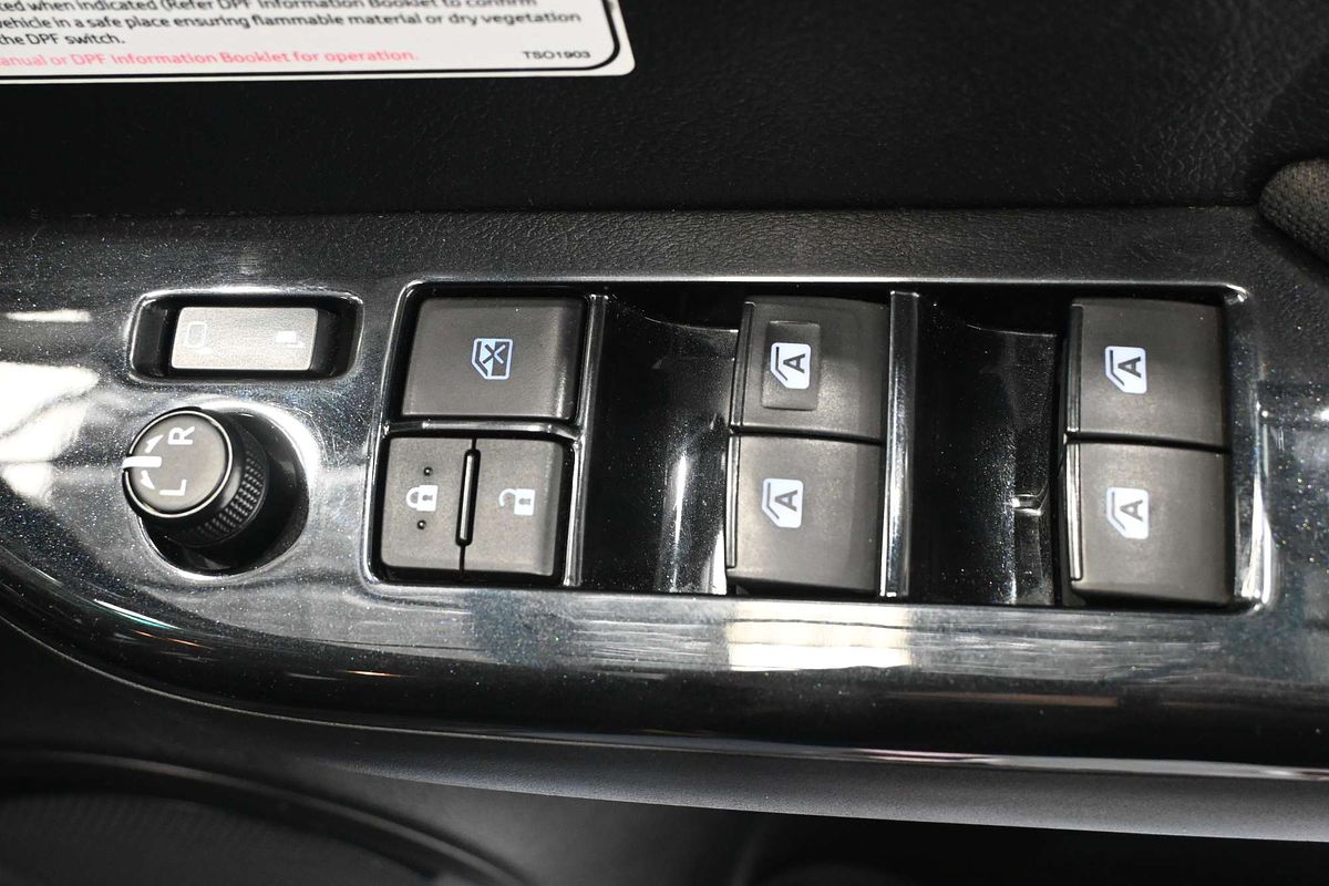 2020 Toyota Hilux SR5 GUN126R 4X4