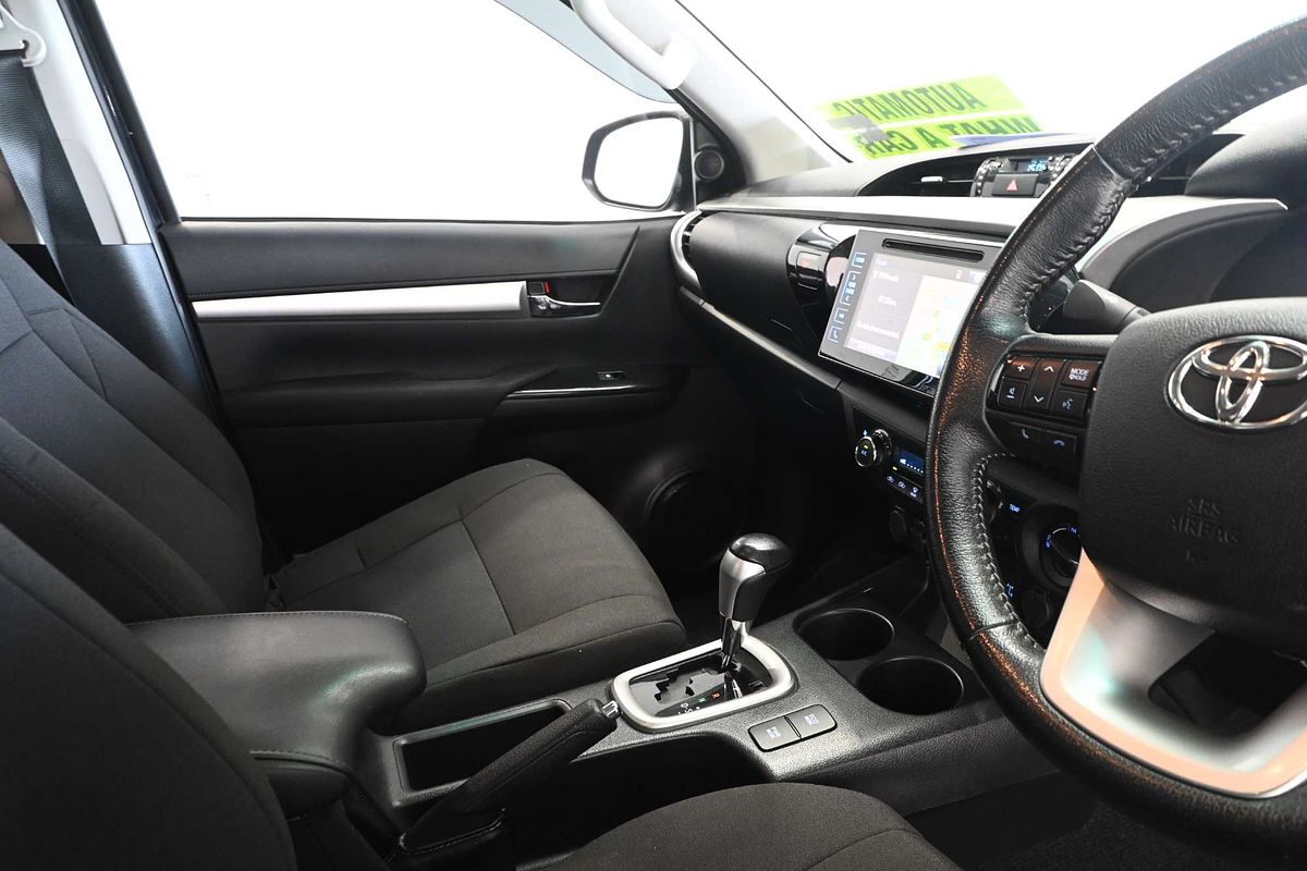 2020 Toyota Hilux SR5 GUN126R 4X4