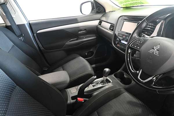 2015 Mitsubishi Outlander LS ZK