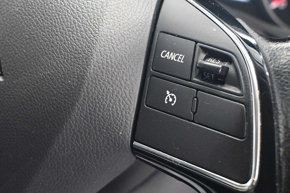 2015 Mitsubishi Outlander LS ZK