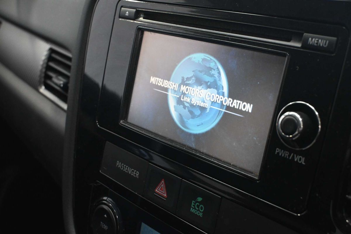 2015 Mitsubishi Outlander LS ZK