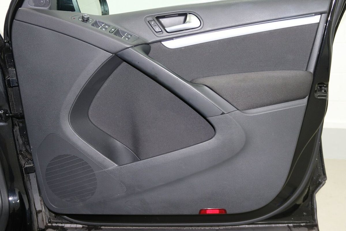 2015 Volkswagen Tiguan 132TSI 5N