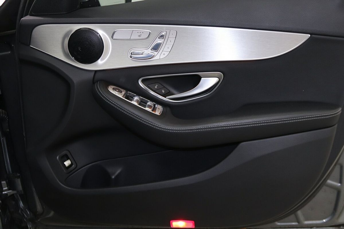 2017 Mercedes-Benz C-Class C200 W205