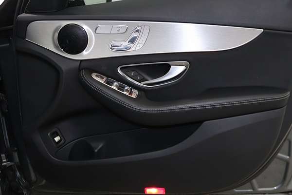 2017 Mercedes-Benz C-Class C200 W205