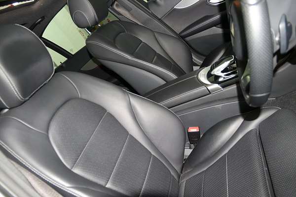2017 Mercedes-Benz C-Class C200 W205