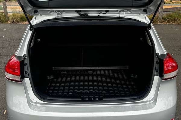 2016 Kia Cerato S YD