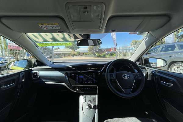 2017 Toyota Corolla Hybrid ZWE186R
