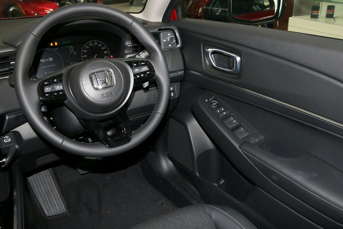2024 Honda HR-V e:HEV X