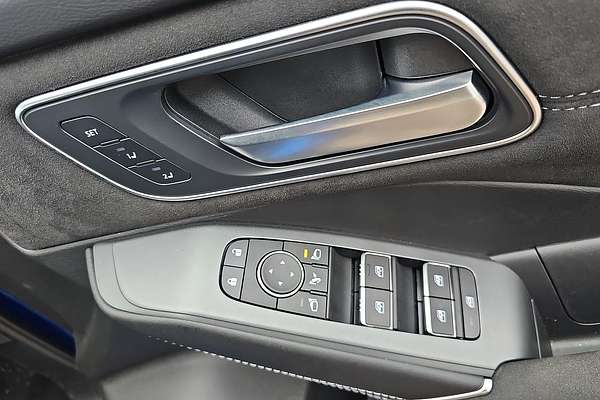 2025 Nissan QASHQAI N-DESIGN e-POWER J12