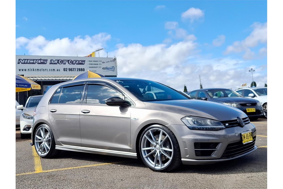 2014 Volkswagen Golf R 7