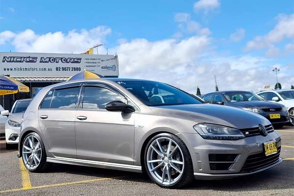 2014 Volkswagen Golf R 7