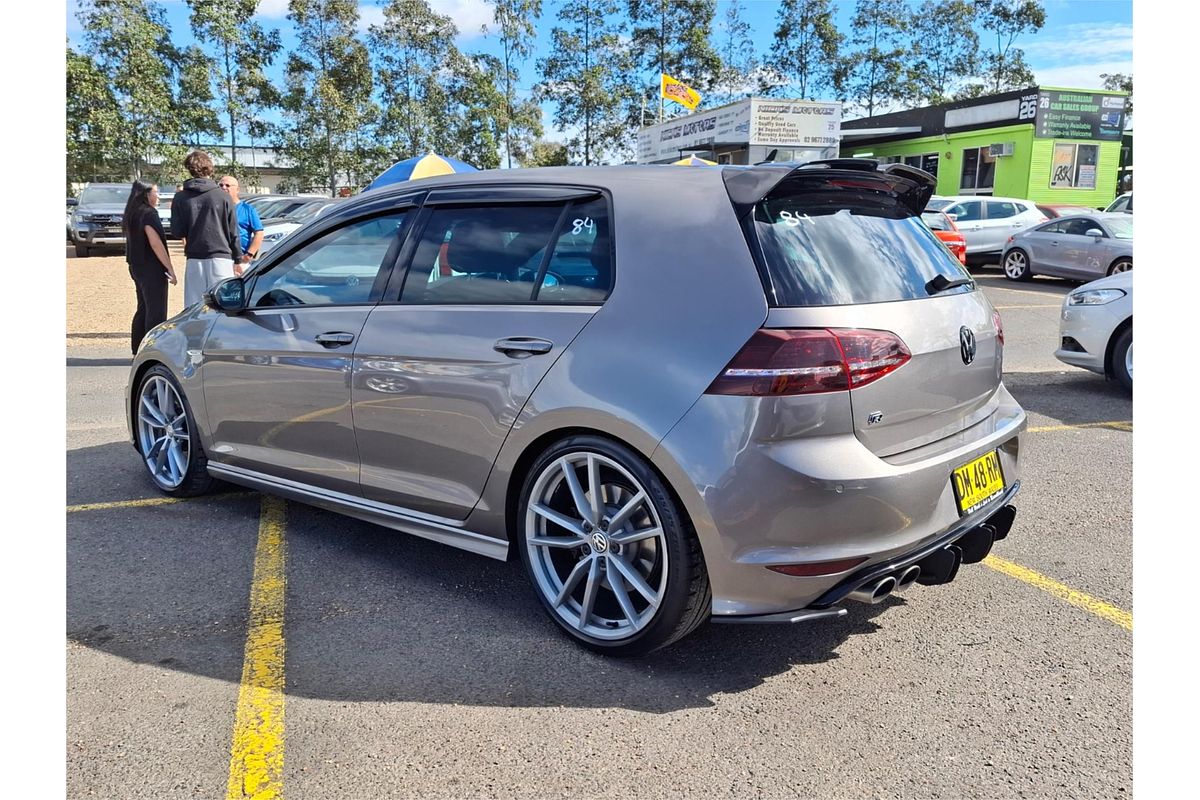 2014 Volkswagen Golf R 7