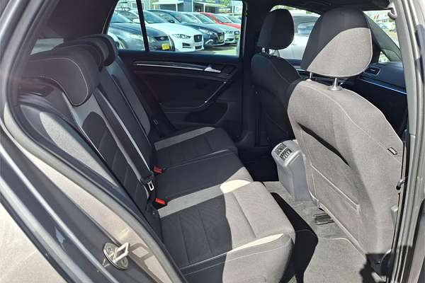 2014 Volkswagen Golf R 7
