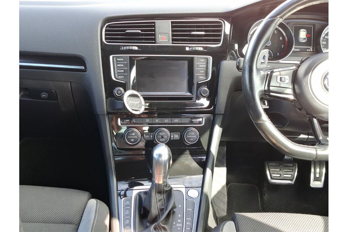 2014 Volkswagen Golf R 7