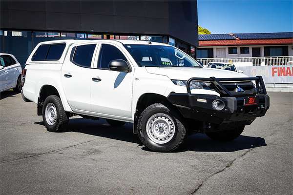 2021 Mitsubishi Triton GLX MR 4X4