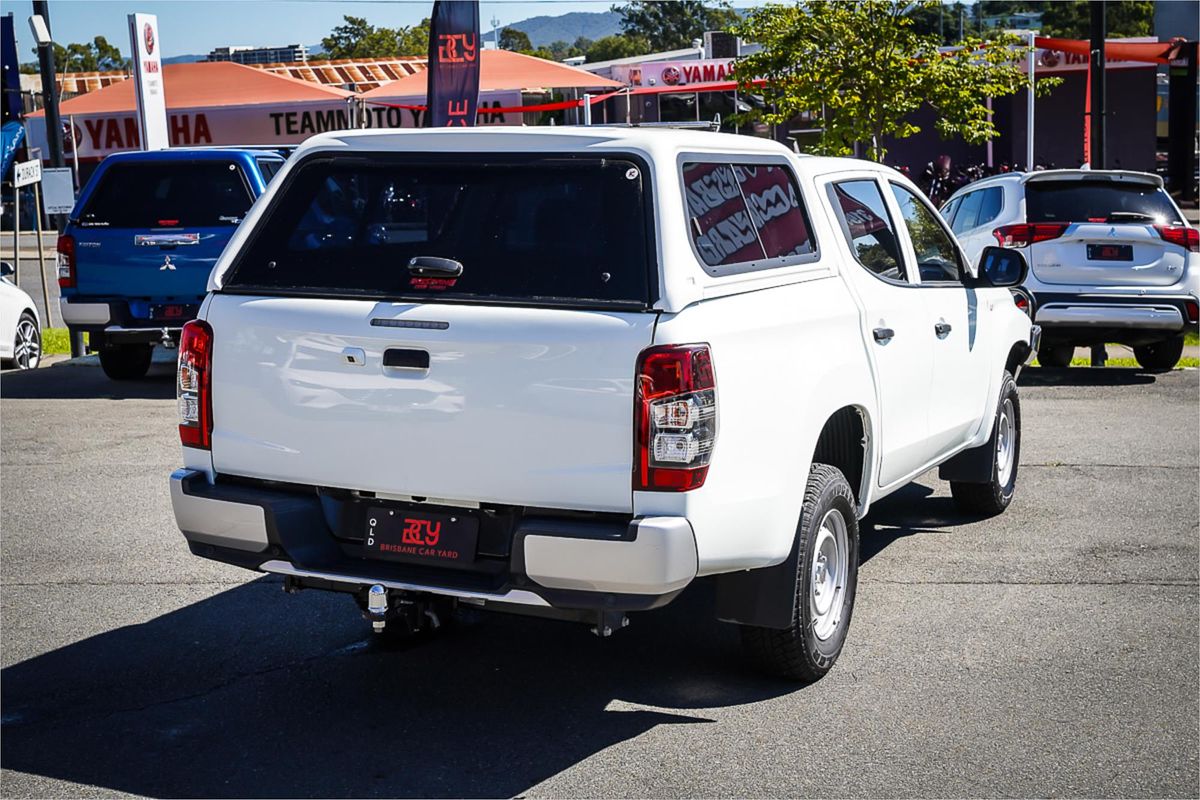 2021 Mitsubishi Triton GLX MR 4X4