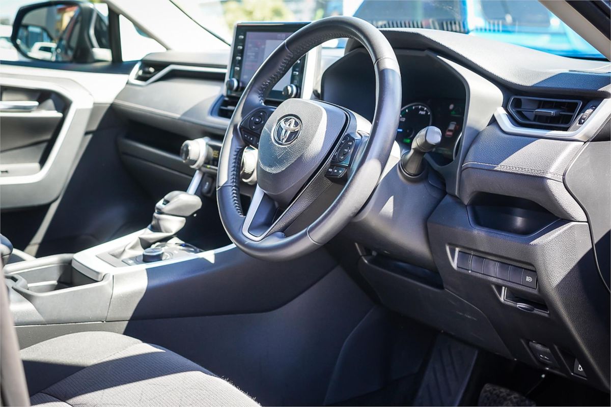 2021 Toyota RAV4 GXL AXAH54R