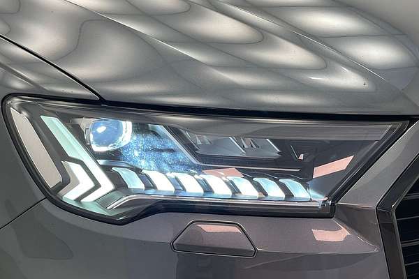 2021 Audi Q7 50 TDI S line 4M