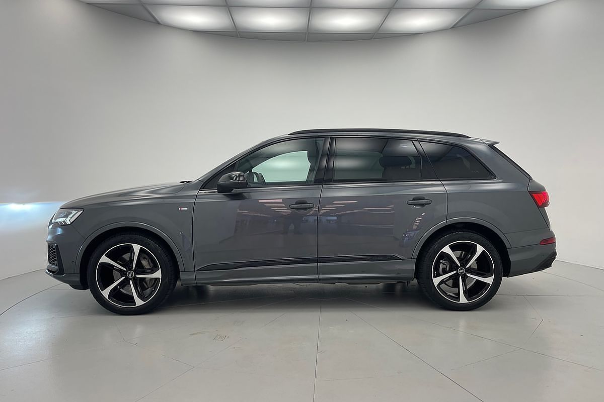 2021 Audi Q7 50 TDI S line 4M