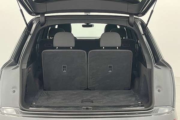2021 Audi Q7 50 TDI S line 4M