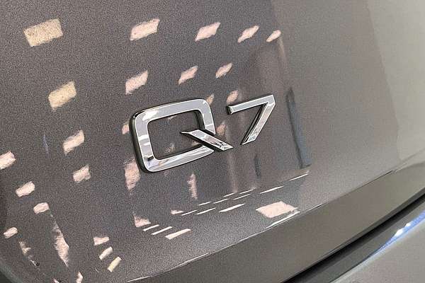 2021 Audi Q7 50 TDI S line 4M