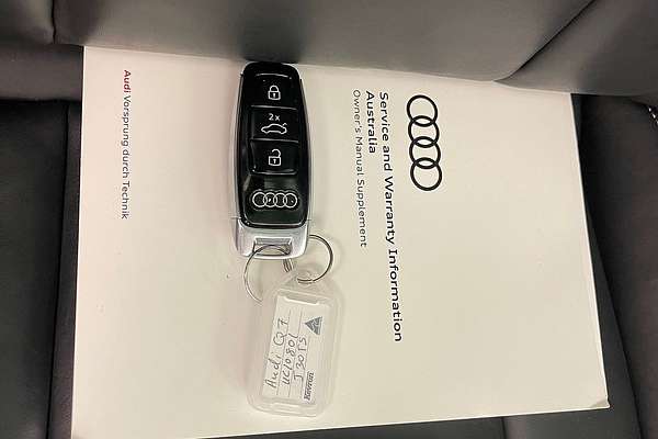 2021 Audi Q7 50 TDI S line 4M