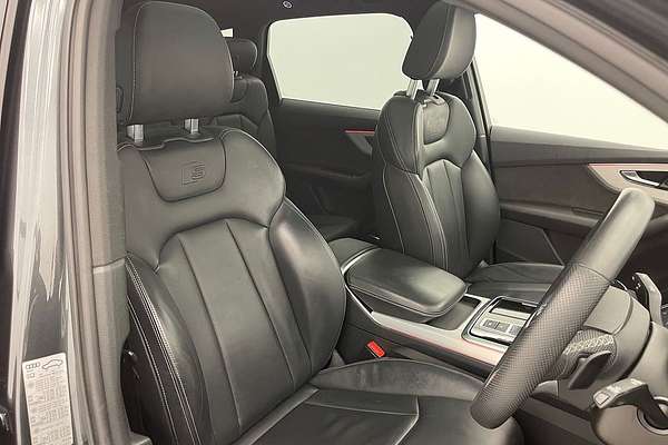 2021 Audi Q7 50 TDI S line 4M