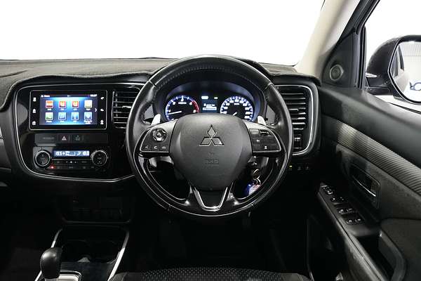 2017 Mitsubishi Outlander LS Safety Pack ZK