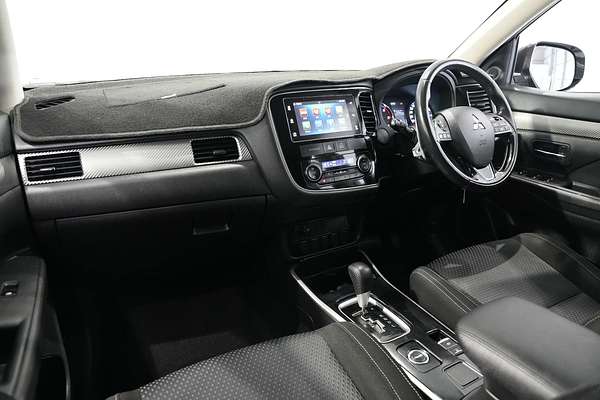 2017 Mitsubishi Outlander LS Safety Pack ZK