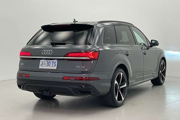 2021 Audi Q7 50 TDI S line 4M