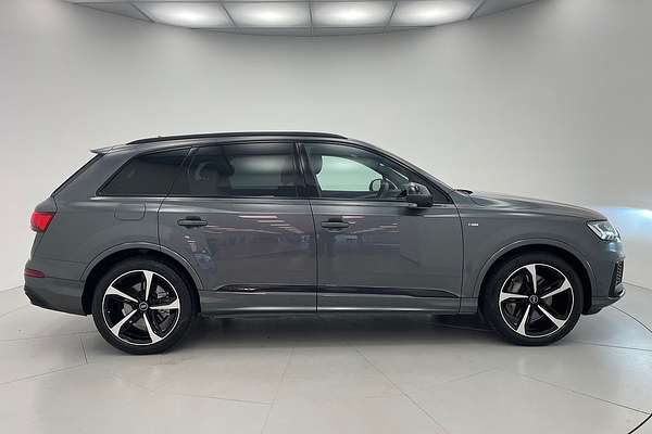 2021 Audi Q7 50 TDI S line 4M