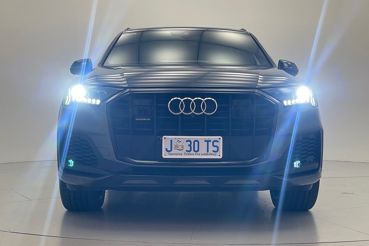 2021 Audi Q7 50 TDI S line 4M