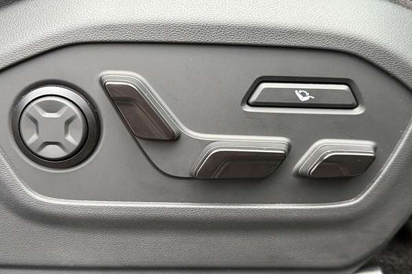 2024 Hyundai Santa Fe Hybrid Calligraphy MX5.V1